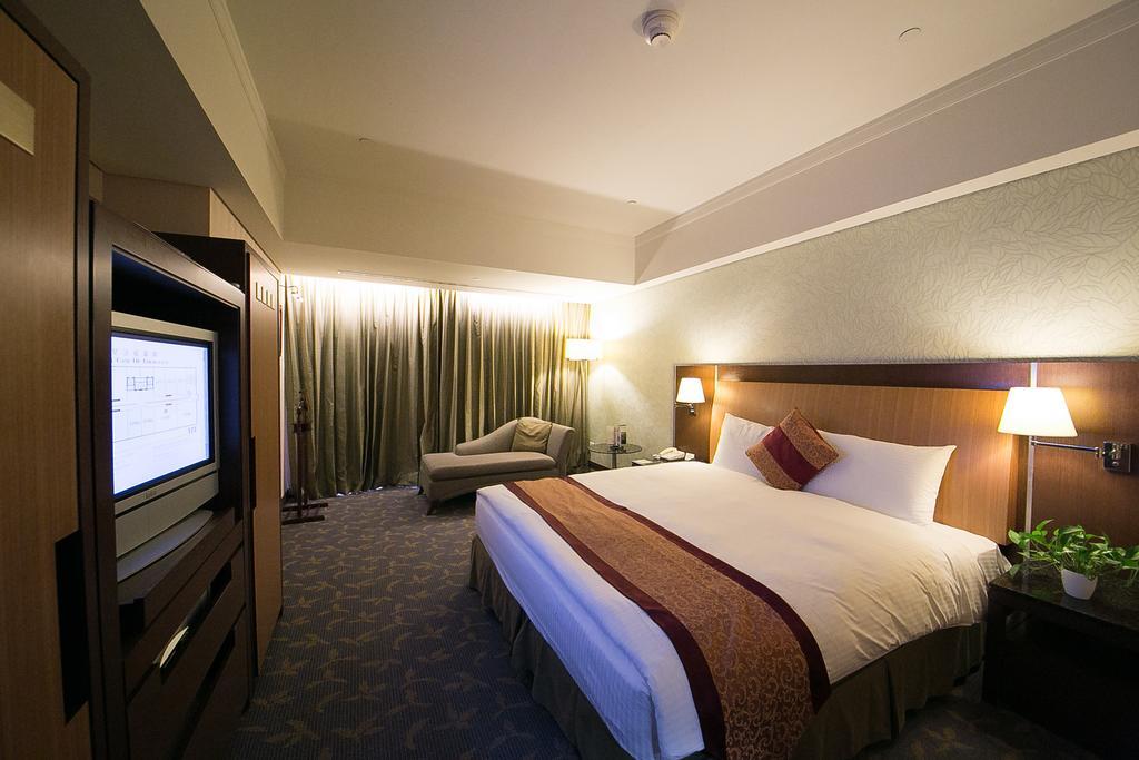 Evergreen Plaza Hotel - Tainan Rom bilde Deluxe Room