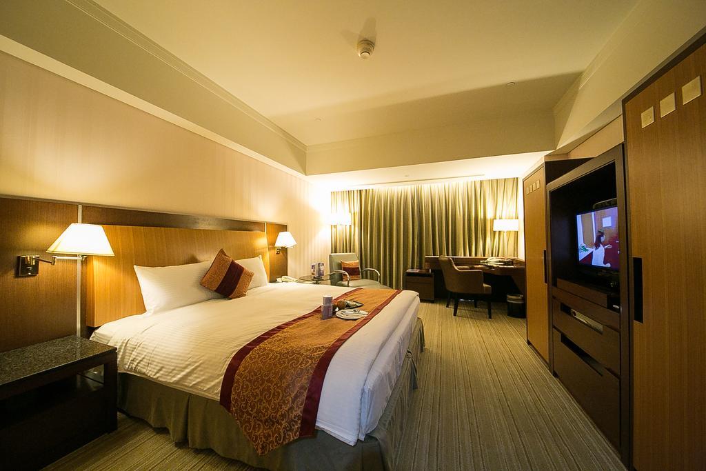 Evergreen Plaza Hotel - Tainan Rom bilde Deluxe Room