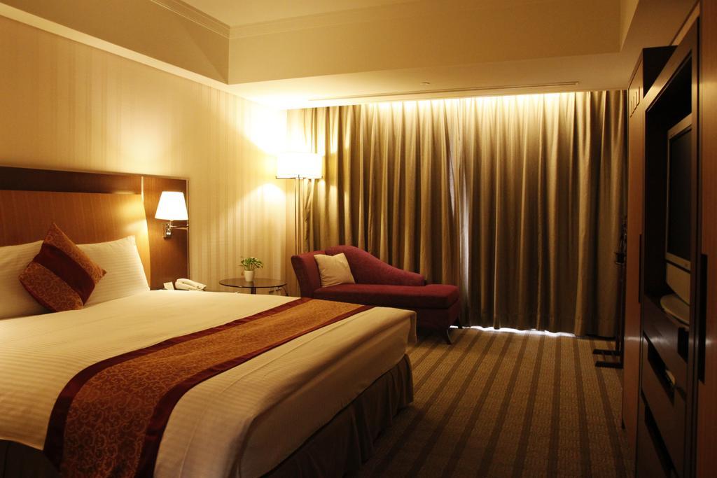 Evergreen Plaza Hotel - Tainan Rom bilde