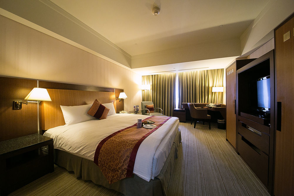 Evergreen Plaza Hotel - Tainan Eksteriør bilde Deluxe Room