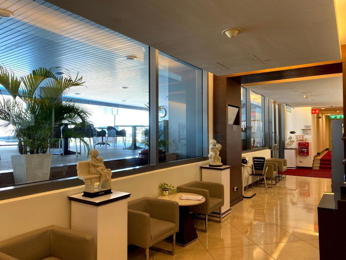 Evergreen Plaza Hotel - Tainan Eksteriør bilde The lounge at the airport